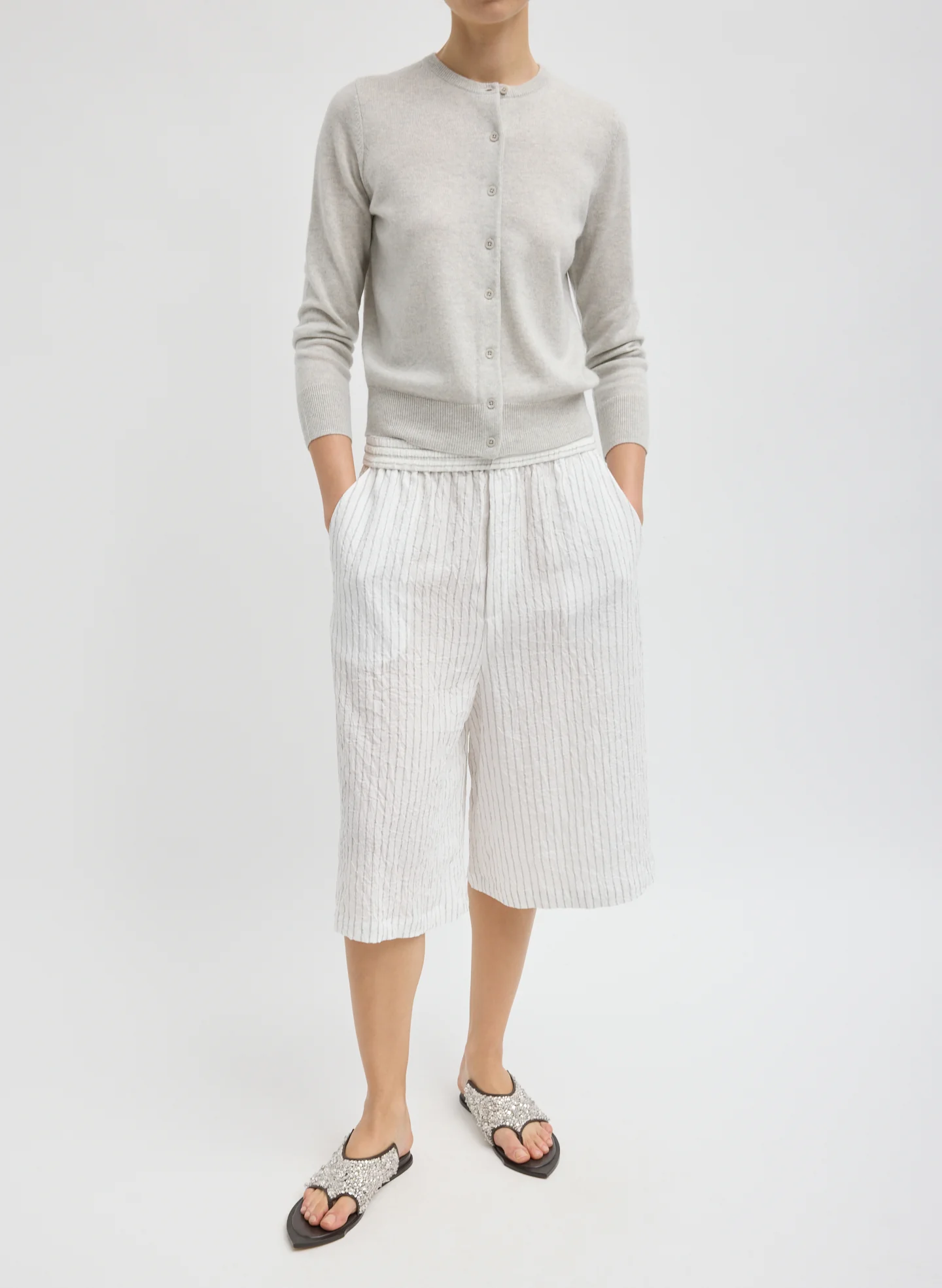 Washable Cashmere Shrunken Cardigan - Image 4