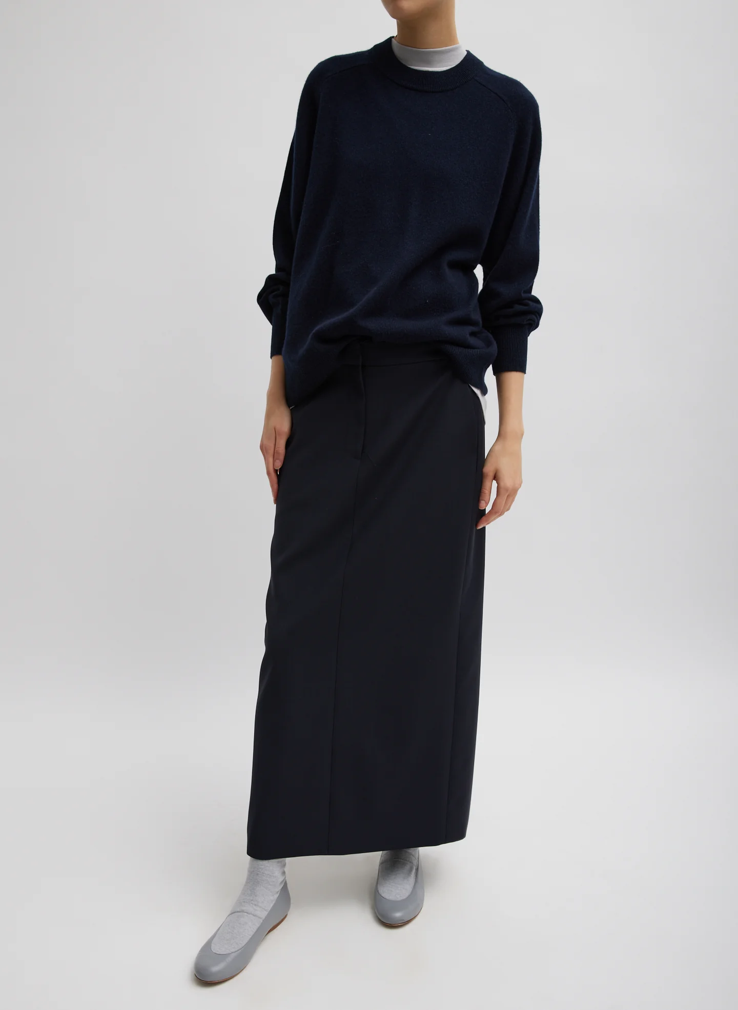 Washable Cashmere Crewneck Sweater - Image 3
