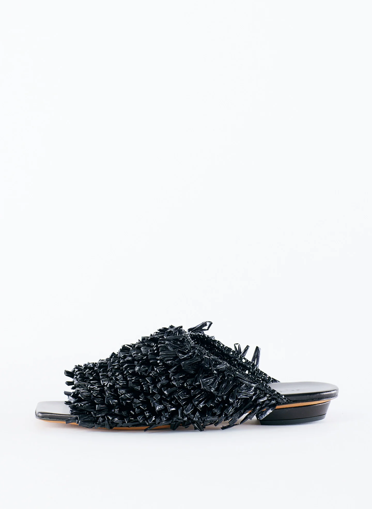 Woodward Raffia Flat
